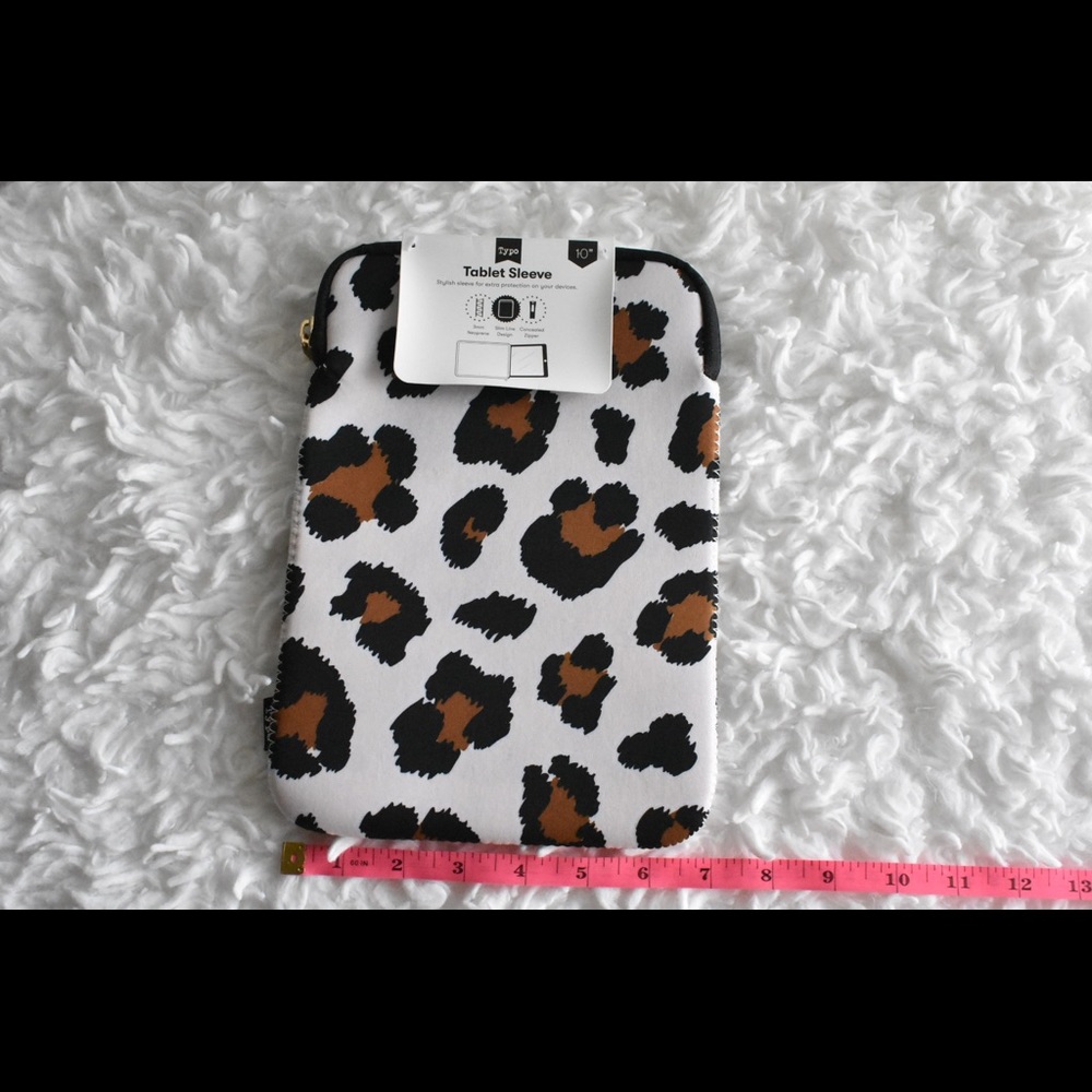 Typo Leopard Tablet Sleeve 10in